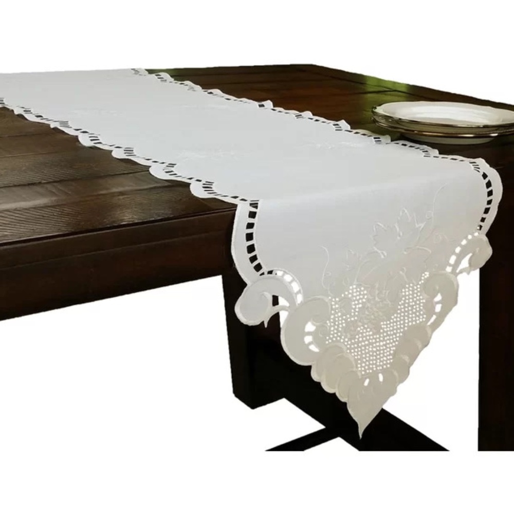 Weekes Oval Polyester Table Runner